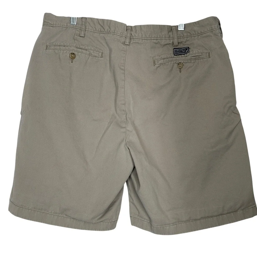 Nautica Khaki Shorts Button/Zip w/Pockets Men's Size 40W 9 Inch Inseam Read Desc